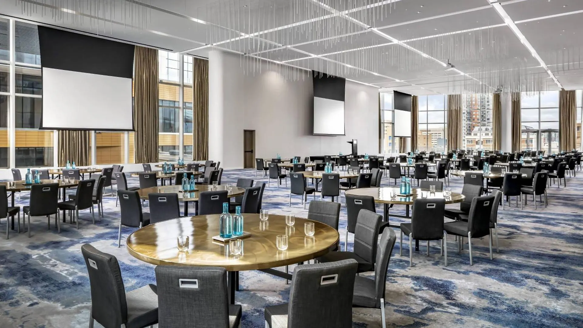 Jw Marriott Edmonton Ice District Hotel